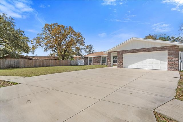 14114 BARDSDALE LANE, Tampa, FL 33625