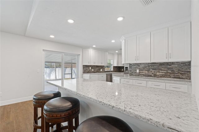 14114 BARDSDALE LANE, Tampa, FL 33625