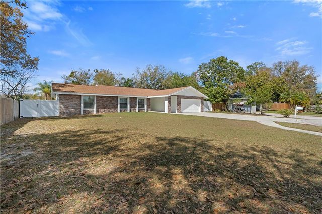 14114 BARDSDALE LANE, Tampa, FL 33625