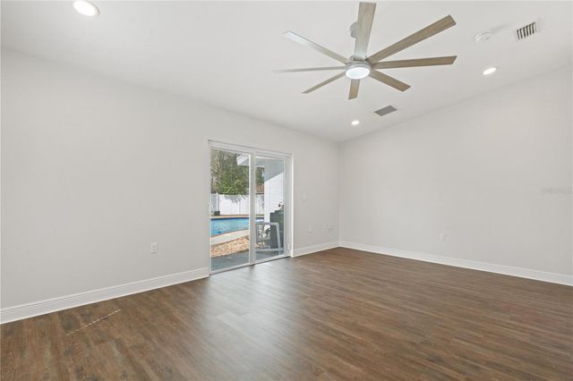 14114 BARDSDALE LANE, Tampa, FL 33625