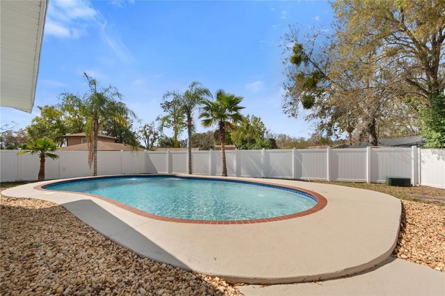 14114 BARDSDALE LANE, Tampa, FL 33625