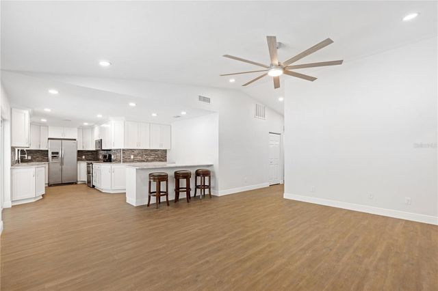 14114 BARDSDALE LANE, Tampa, FL 33625