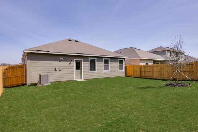 1704 Paul Drive, Seagoville, TX 75159