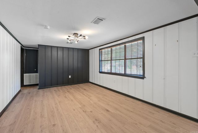 1951 Torreyson St., Conway, AR 72034