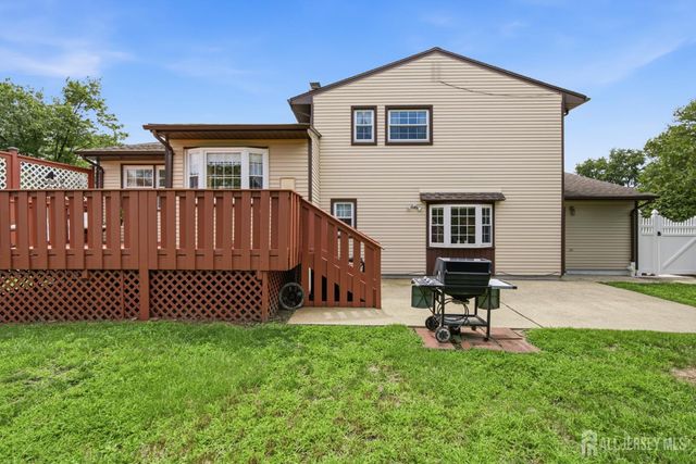 34 Marcia Street, Sayreville, NJ 08859