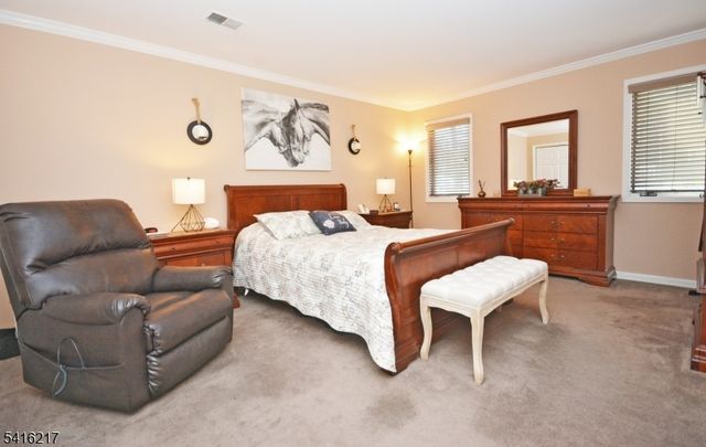 13 Troon Ter, Clinton Twp., NJ 08801