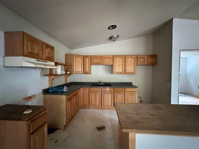 142 Fish Canyon Road, Benbow, CA 95542