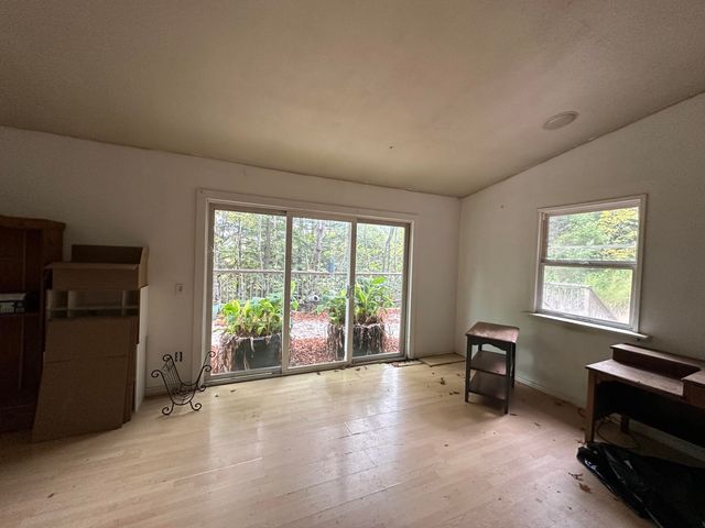 142 Fish Canyon Road, Benbow, CA 95542