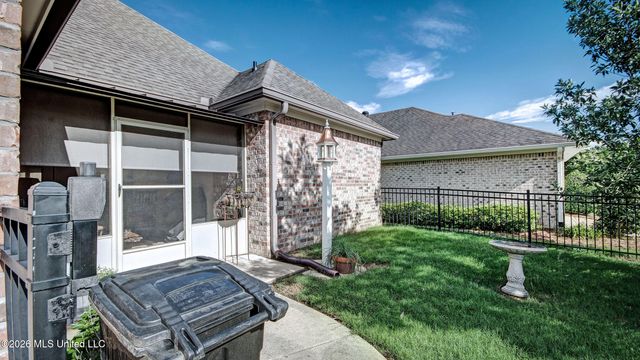 71 Enclave Circle, Ridgeland, MS 39157