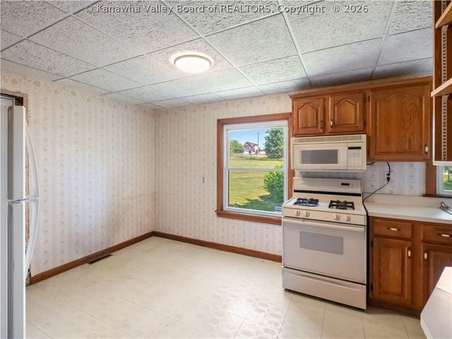 161 Kilgore Street, Culloden, WV 25510