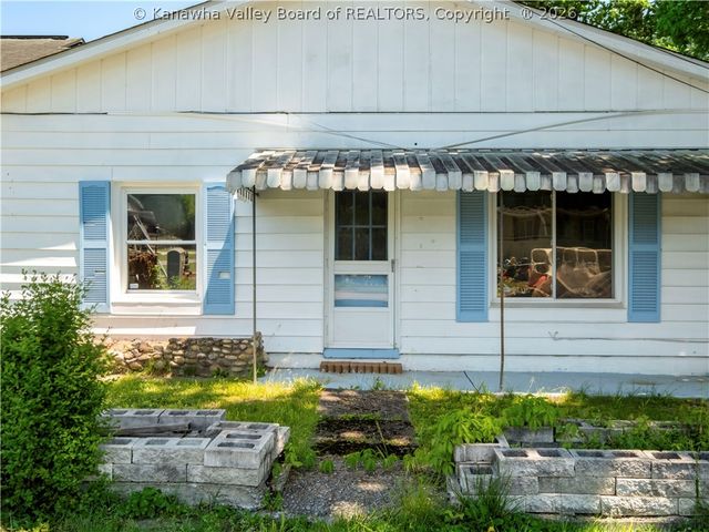 161 Kilgore Street, Culloden, WV 25510