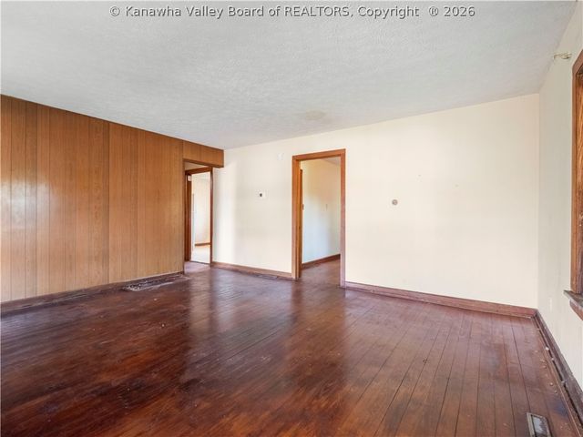 161 Kilgore Street, Culloden, WV 25510