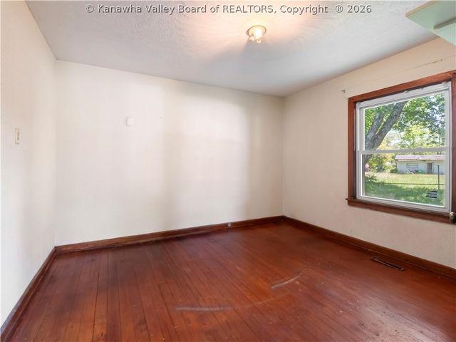 161 Kilgore Street, Culloden, WV 25510