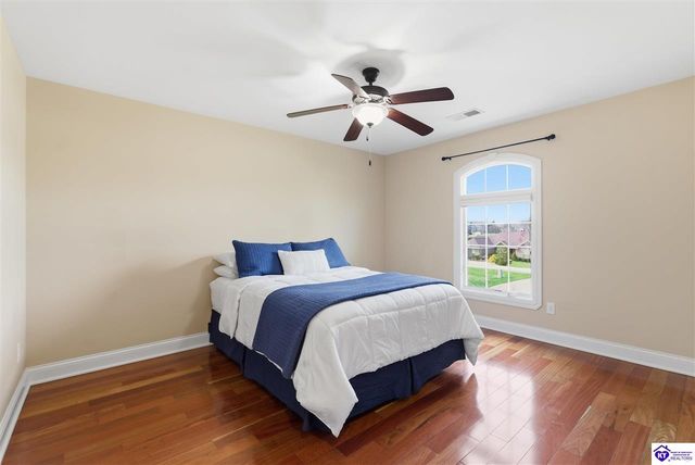 380 Turkey Foot Court, Elizabethtown, KY 42701