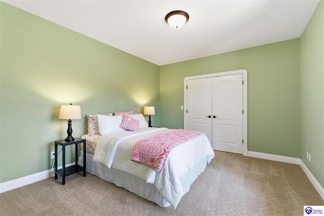 380 Turkey Foot Court, Elizabethtown, KY 42701