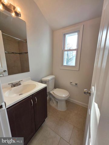 716 71ST AVE, Capitol Heights, MD 20743