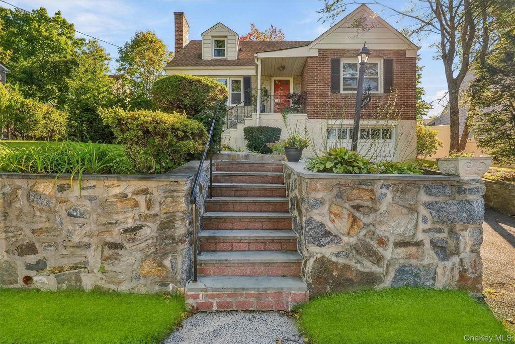 162 AKA 164 Rosedale Road, Yonkers, NY 10710 — photo 2