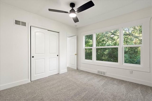 7516 Olive Street, Kansas City, MO 64132