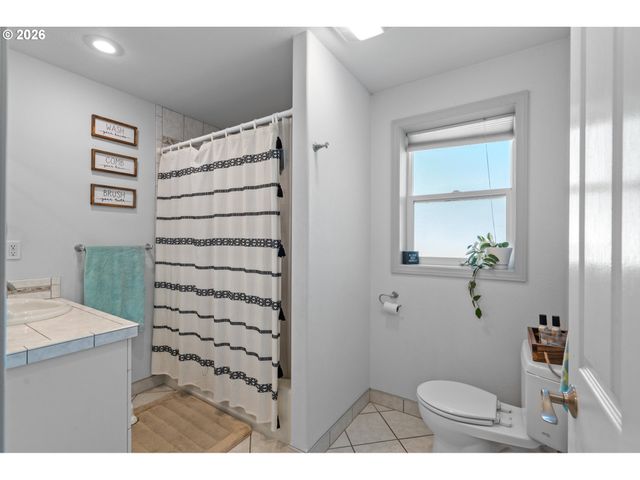 610 Nw 3RD St, Pendleton, OR 97801