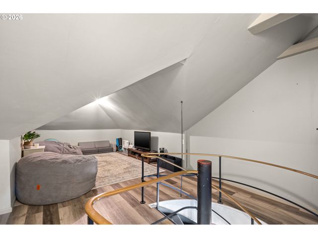610 Nw 3RD St, Pendleton, OR 97801