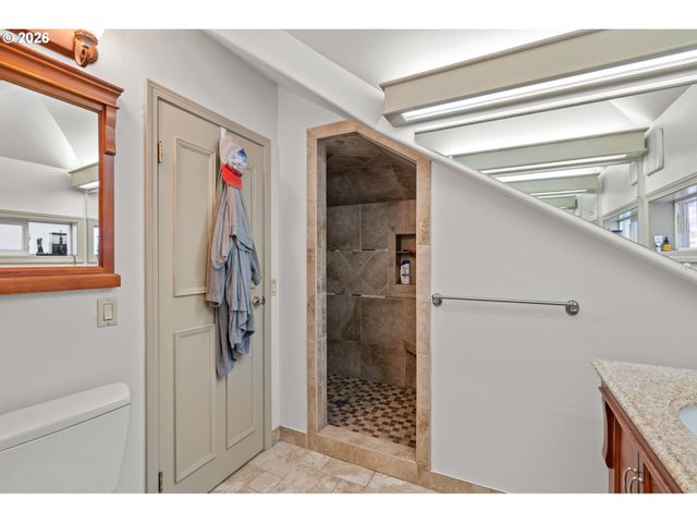 610 Nw 3RD St, Pendleton, OR 97801