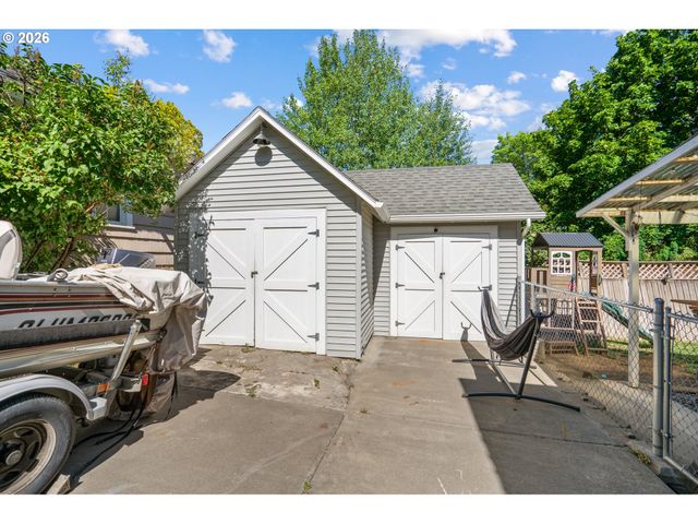 610 Nw 3RD St, Pendleton, OR 97801