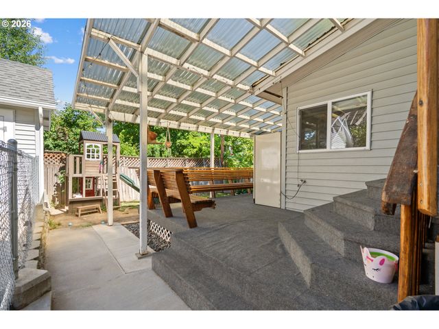 610 Nw 3RD St, Pendleton, OR 97801