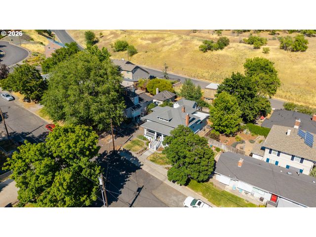 610 Nw 3RD St, Pendleton, OR 97801