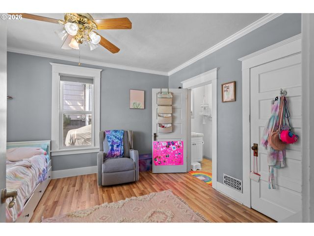 610 Nw 3RD St, Pendleton, OR 97801