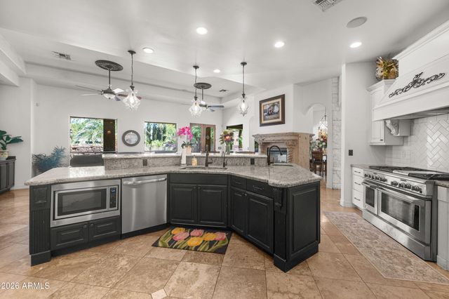 3034 E PORTOLA VALLEY Drive, Gilbert, AZ 85297