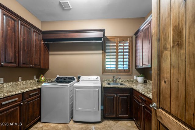 3034 E PORTOLA VALLEY Drive, Gilbert, AZ 85297