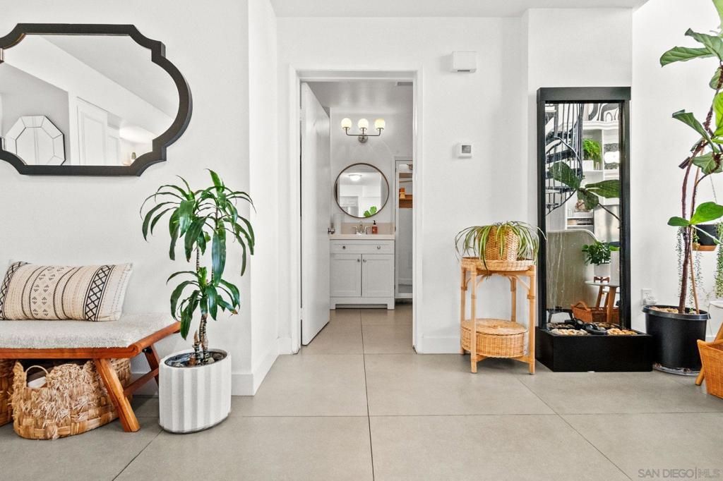 Image 17 of property listing at 221 Island Ave 503, San Diego, CA 92101