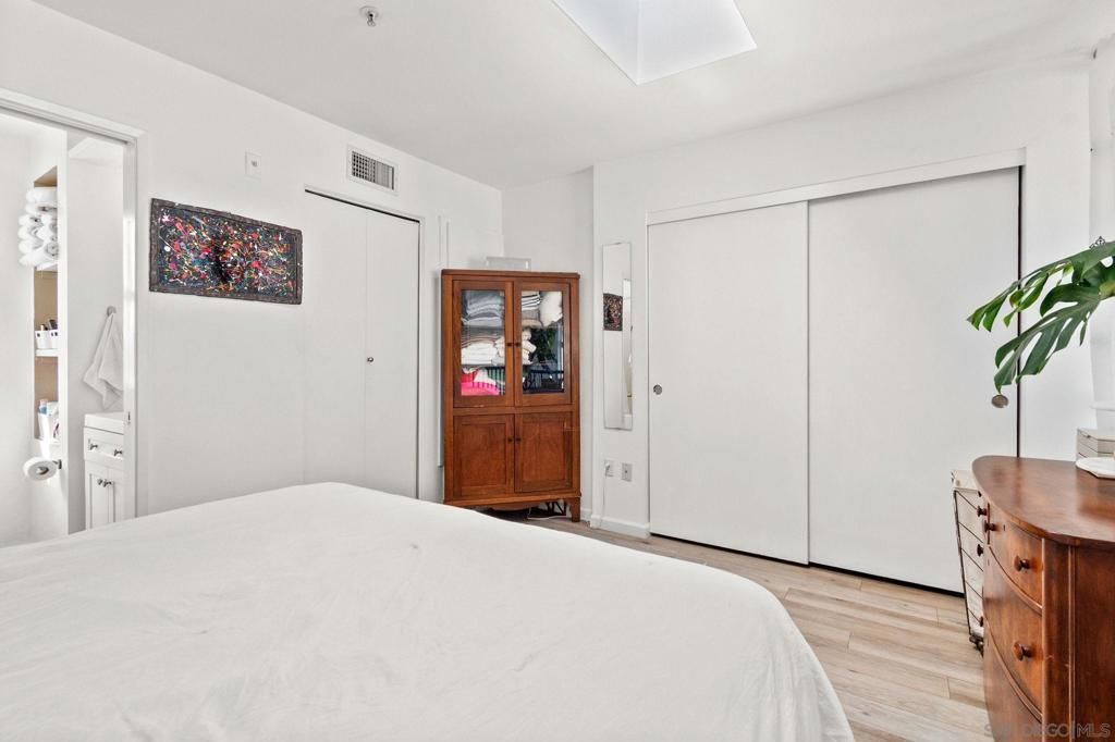 Image 21 of property listing at 221 Island Ave 503, San Diego, CA 92101