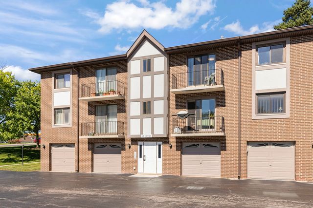 1714 S Washington Street 1714, Naperville, IL 60565