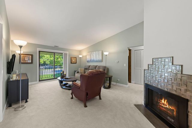1714 S Washington Street 1714, Naperville, IL 60565