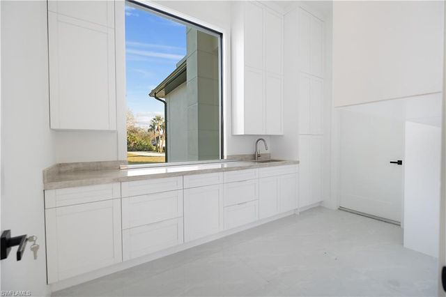 2319 54th AVE NE, Naples, FL 34120