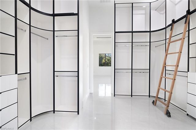 2319 54th AVE NE, Naples, FL 34120