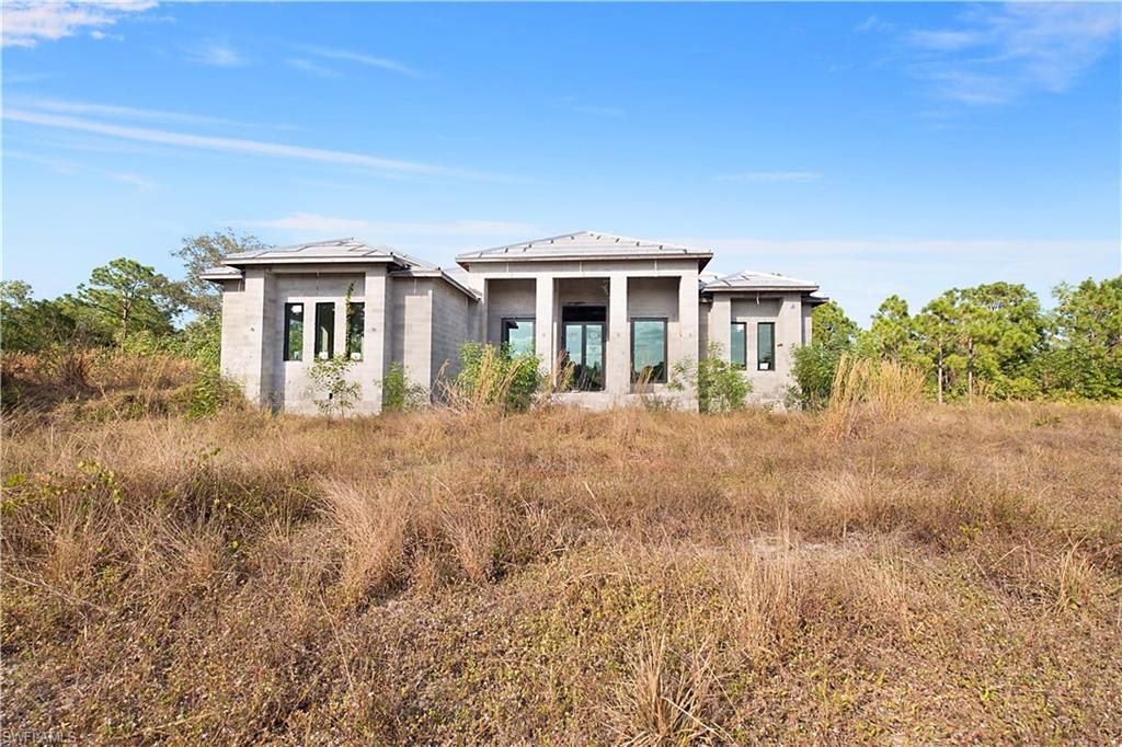 2319 54th AVE NE, Naples, FL 34120