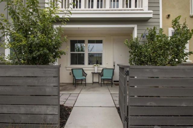 1121 Makena Way, Oceanside, CA 92054