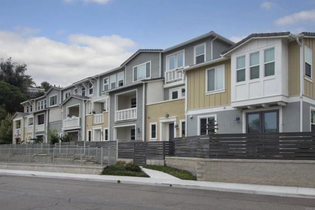 1121 Makena Way, Oceanside, CA 92054