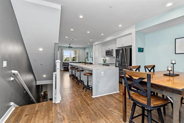 1121 Makena Way, Oceanside, CA 92054