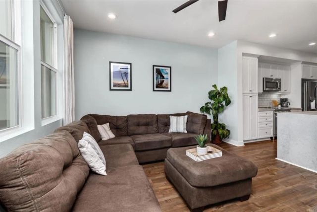 1121 Makena Way, Oceanside, CA 92054