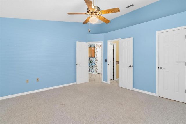 1 BONAIRE PLACE, Umatilla, FL 32784