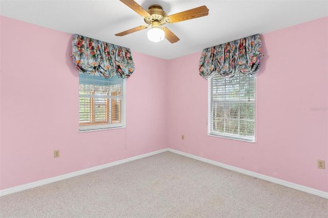 1 BONAIRE PLACE, Umatilla, FL 32784