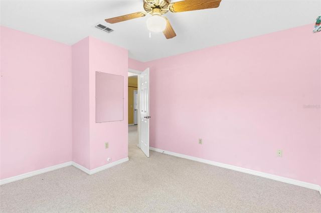 1 BONAIRE PLACE, Umatilla, FL 32784
