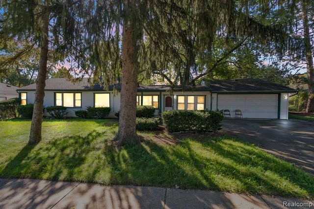 23423 Annapolis Street, Dearborn Heights, MI 48125