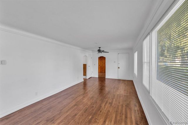 23423 Annapolis Street, Dearborn Heights, MI 48125