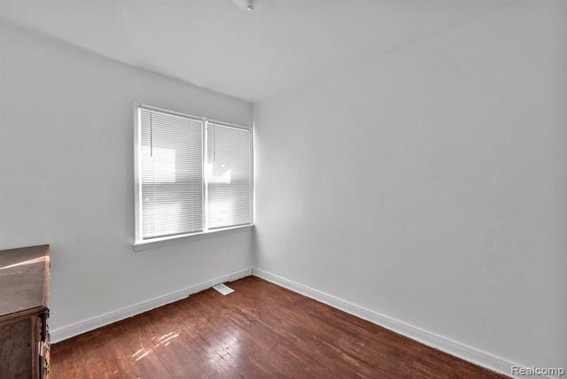 23423 Annapolis Street, Dearborn Heights, MI 48125
