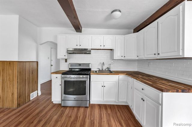 23423 Annapolis Street, Dearborn Heights, MI 48125