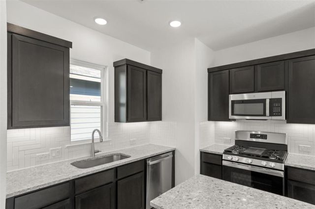 168 Bosque DR, San Marcos, TX 78666